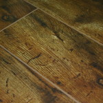 Invincible Heritage Oak 12mm Laminate Flooring with Pad
